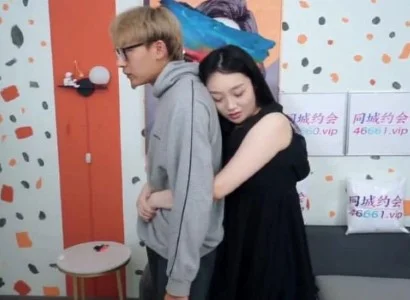 Cô em người yêu vô cùng dâm đãng